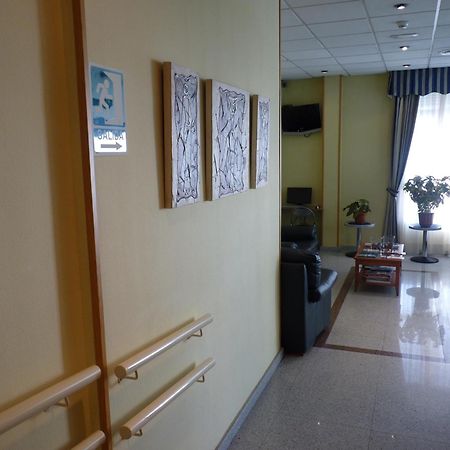 Hotel Barajas Plaza Madrid Ngoại thất bức ảnh