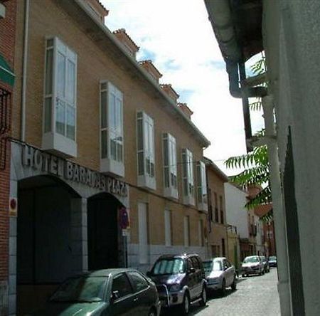 Hotel Barajas Plaza Madrid Ngoại thất bức ảnh