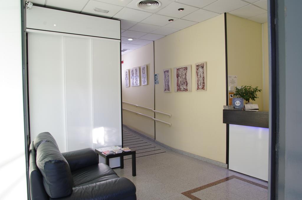Hotel Barajas Plaza Madrid Ngoại thất bức ảnh